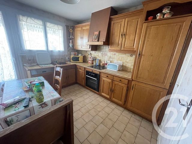 Appartement F4 à vendre - 4 pièces - 79,01 m2 - Allonnes - 72 - PAYS-DE-LOIRE