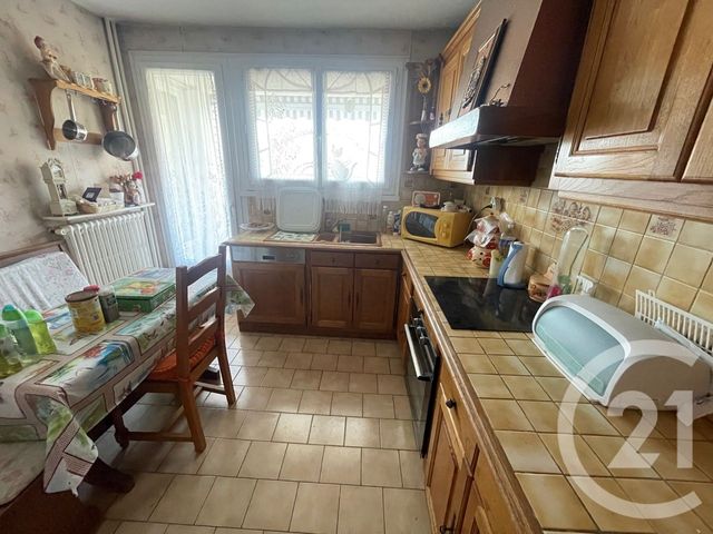 Appartement F4 à vendre - 4 pièces - 79,01 m2 - Allonnes - 72 - PAYS-DE-LOIRE
