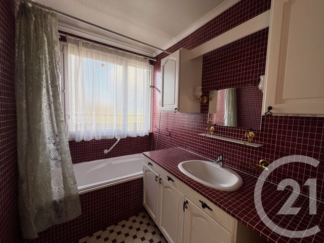 Appartement T3 à vendre - 3 pièces - 66,75 m2 - Le Mans - 72 - PAYS-DE-LOIRE