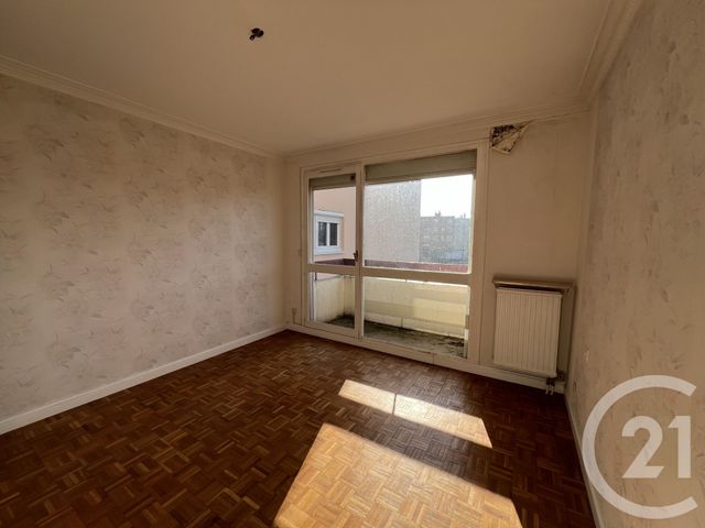 Appartement T3 à vendre - 3 pièces - 66,75 m2 - Le Mans - 72 - PAYS-DE-LOIRE