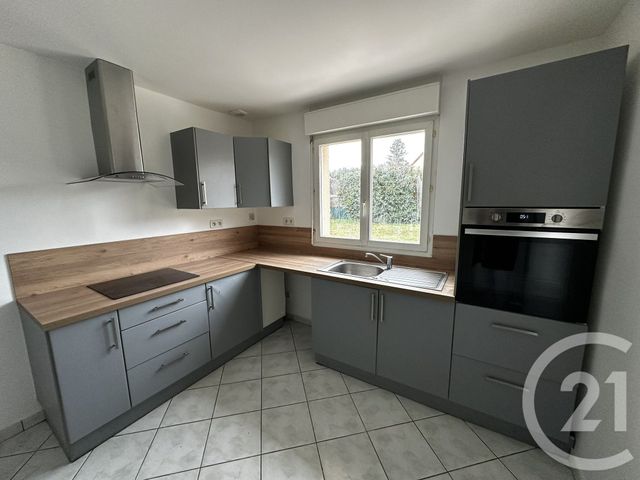 Maison &agrave; louer - 5 pi&egrave;ces - 107,06 m2 - Ruaudin - 72 - PAYS-DE-LOIRE