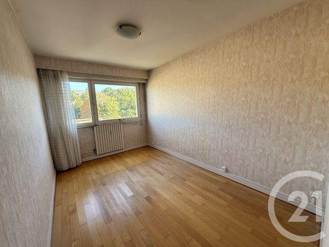Appartement F4 à vendre - 4 pièces - 93,50 m2 - Le Mans - 72 - PAYS-DE-LOIRE