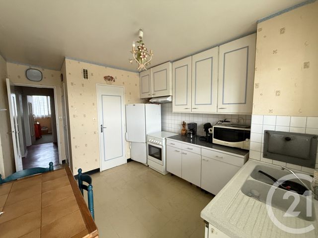 Appartement F3 à vendre - 3 pièces - 67,31 m2 - Allonnes - 72 - PAYS-DE-LOIRE