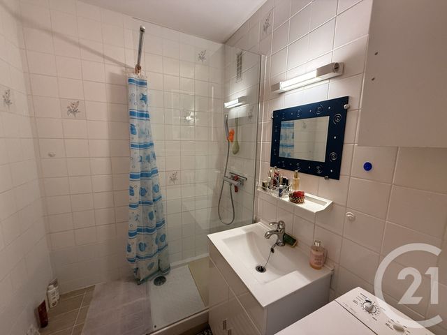 Appartement F3 à vendre - 3 pièces - 67,31 m2 - Allonnes - 72 - PAYS-DE-LOIRE