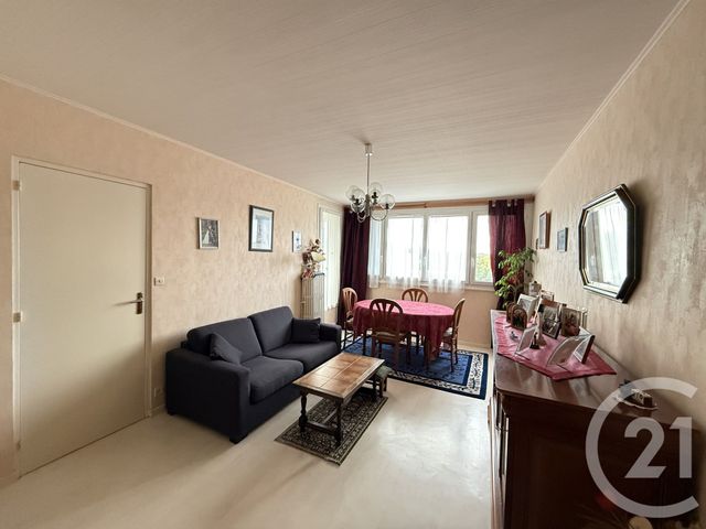 Appartement F3 à vendre - 3 pièces - 67,31 m2 - Allonnes - 72 - PAYS-DE-LOIRE