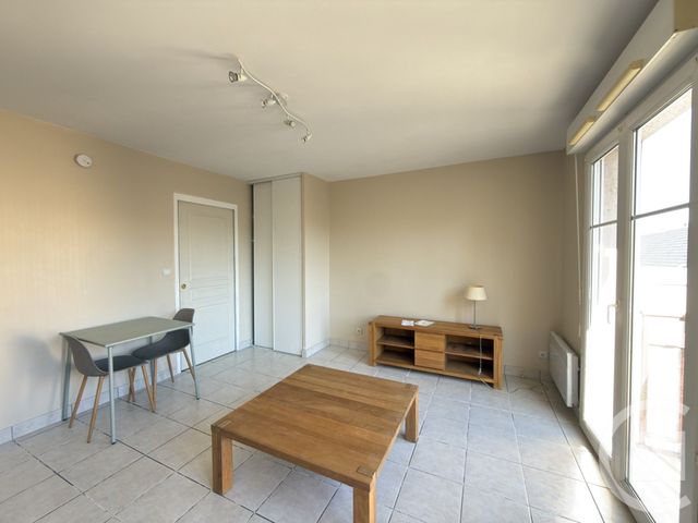 Appartement T2 &agrave; louer - 2 pi&egrave;ces - 35 m2 - Le Mans - 72 - PAYS-DE-LOIRE