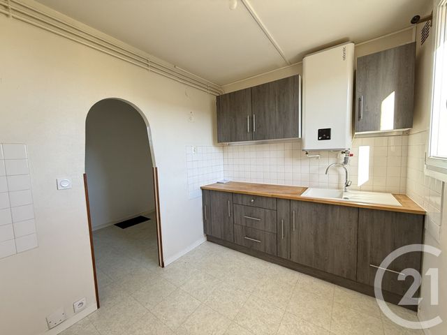 Appartement T3 &agrave; louer - 3 pi&egrave;ces - 58,50 m2 - Le Mans - 72 - PAYS-DE-LOIRE