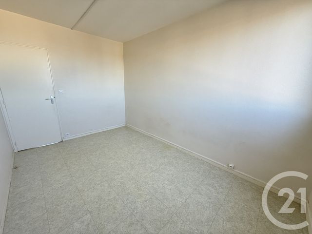 Appartement T3 &agrave; louer - 3 pi&egrave;ces - 58,50 m2 - Le Mans - 72 - PAYS-DE-LOIRE