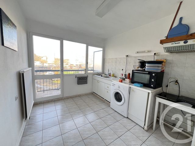 Appartement T3 à vendre - 3 pièces - 67,95 m2 - Le Mans - 72 - PAYS-DE-LOIRE