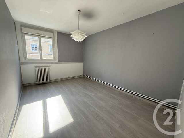 Appartement F3 &agrave; louer - 3 pi&egrave;ces - 82,97 m2 - Le Mans - 72 - PAYS-DE-LOIRE