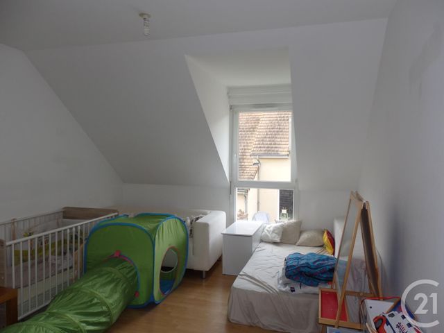 Maison &agrave; louer - 4 pi&egrave;ces - 91,28 m2 - Le Mans - 72 - PAYS-DE-LOIRE