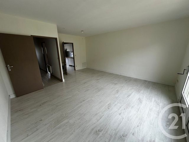 Maison &agrave; louer - 4 pi&egrave;ces - 75,66 m2 - Le Mans - 72 - PAYS-DE-LOIRE