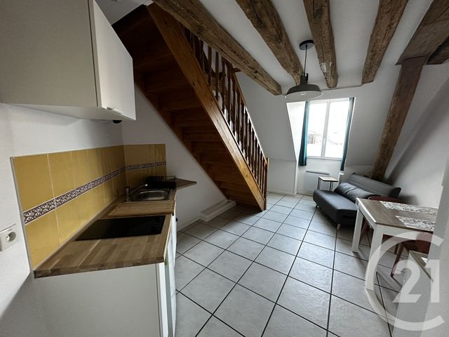 Appartement Duplex &agrave; louer - 2 pi&egrave;ces - 21,06 m2 - Le Mans - 72 - PAYS-DE-LOIRE