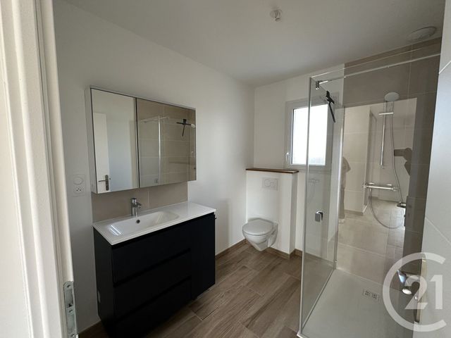 Maison &agrave; louer - 5 pi&egrave;ces - 101,83 m2 - Coulaines - 72 - PAYS-DE-LOIRE