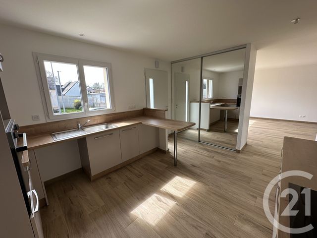 Maison &agrave; louer - 5 pi&egrave;ces - 101,83 m2 - Coulaines - 72 - PAYS-DE-LOIRE