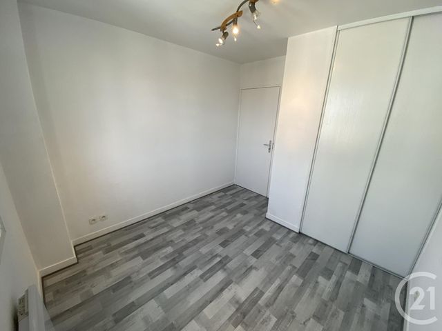Appartement T4 &agrave; louer - 4 pi&egrave;ces - 87,40 m2 - Le Mans - 72 - PAYS-DE-LOIRE