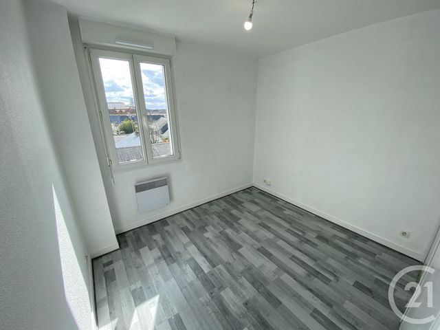 Appartement T4 &agrave; louer - 4 pi&egrave;ces - 87,40 m2 - Le Mans - 72 - PAYS-DE-LOIRE