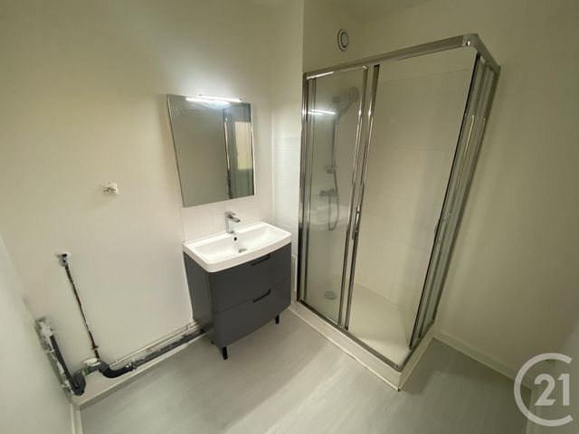 Appartement T2 &agrave; louer - 2 pi&egrave;ces - 45,85 m2 - Le Mans - 72 - PAYS-DE-LOIRE