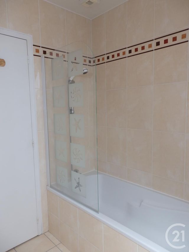 Maison &agrave; louer - 4 pi&egrave;ces - 93,86 m2 - Chaufour Notre Dame - 72 - PAYS-DE-LOIRE