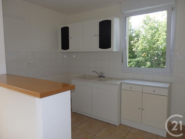 Maison &agrave; louer - 4 pi&egrave;ces - 93,86 m2 - Chaufour Notre Dame - 72 - PAYS-DE-LOIRE