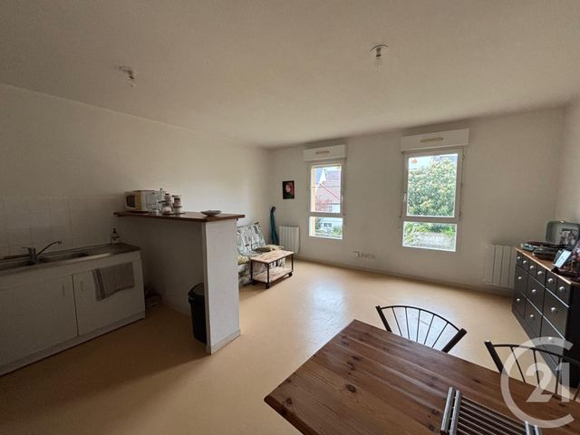Appartement F3 &agrave; louer - 3 pi&egrave;ces - 57,36 m2 - Le Mans - 72 - PAYS-DE-LOIRE