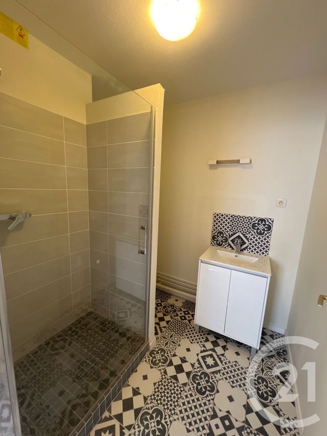 Appartement T2 &agrave; louer - 2 pi&egrave;ces - 34,10 m2 - Le Mans - 72 - PAYS-DE-LOIRE