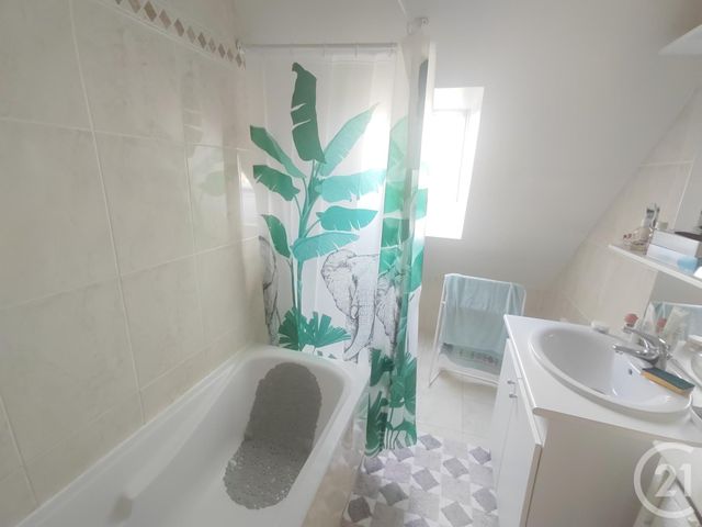 Maison &agrave; louer - 4 pi&egrave;ces - 93,03 m2 - Chaufour Notre Dame - 72 - PAYS-DE-LOIRE