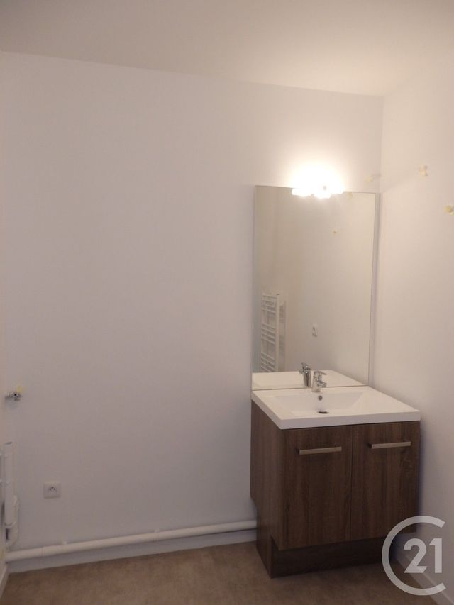 Appartement F2 &agrave; louer - 2 pi&egrave;ces - 49,10 m2 - Le Mans - 72 - PAYS-DE-LOIRE
