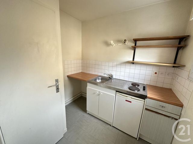 Appartement T2 &agrave; louer - 2 pi&egrave;ces - 40,74 m2 - Le Mans - 72 - PAYS-DE-LOIRE