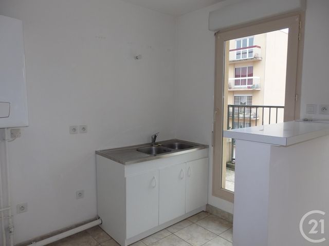 Appartement F3 &agrave; louer - 3 pi&egrave;ces - 61,95 m2 - Le Mans - 72 - PAYS-DE-LOIRE
