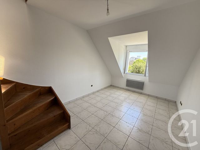 Appartement T4 &agrave; louer - 5 pi&egrave;ces - 101,94 m2 - Le Mans - 72 - PAYS-DE-LOIRE