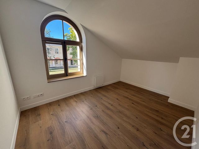 Appartement F3 &agrave; louer - 3 pi&egrave;ces - 82,07 m2 - Le Mans - 72 - PAYS-DE-LOIRE