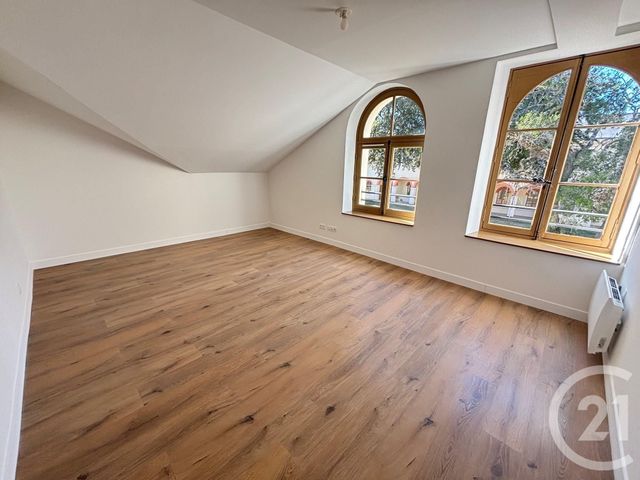 Appartement F3 &agrave; louer - 3 pi&egrave;ces - 82,07 m2 - Le Mans - 72 - PAYS-DE-LOIRE
