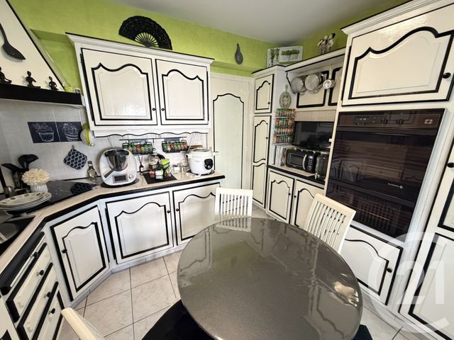 Maison &agrave; vendre - 5 pi&egrave;ces - 151,83 m2 - Yvre L Eveque - 72 - PAYS-DE-LOIRE
