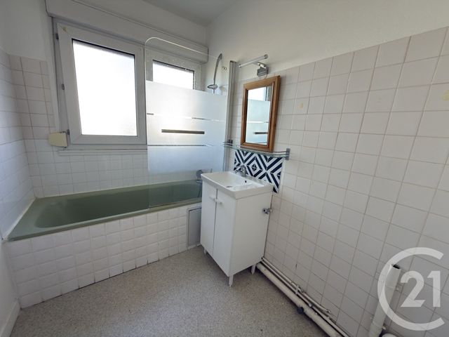 Appartement F3 &agrave; louer - 3 pi&egrave;ces - 66,24 m2 - Le Mans - 72 - PAYS-DE-LOIRE