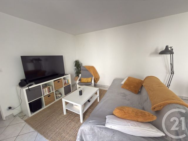 Maison &agrave; louer - 4 pi&egrave;ces - 80 m2 - Le Mans - 72 - PAYS-DE-LOIRE