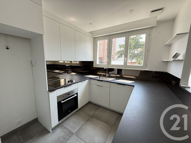 Maison &agrave; louer - 5 pi&egrave;ces - 115,34 m2 - Le Mans - 72 - PAYS-DE-LOIRE