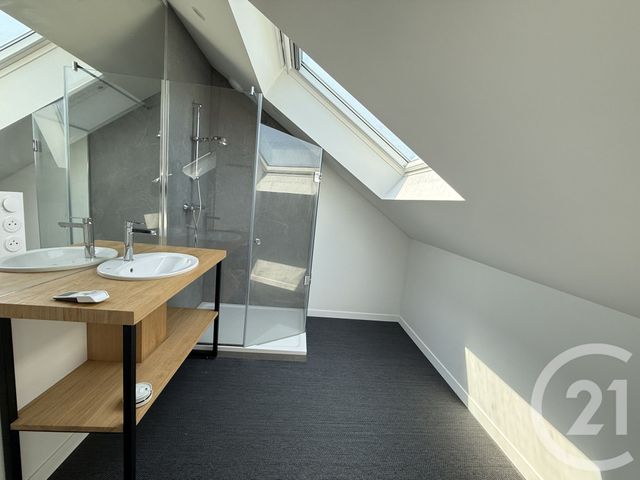 Maison &agrave; louer - 5 pi&egrave;ces - 115,34 m2 - Le Mans - 72 - PAYS-DE-LOIRE