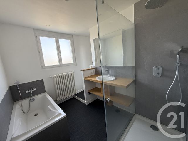 Maison &agrave; louer - 5 pi&egrave;ces - 115,34 m2 - Le Mans - 72 - PAYS-DE-LOIRE
