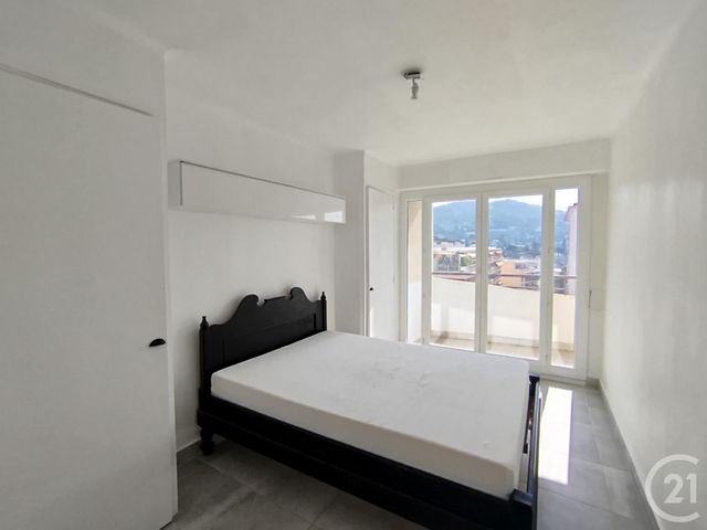 Appartement F3 à vendre - 3 pièces - 58 m2 - Le Cannet - 06 - PROVENCE-ALPES-COTE-D-AZUR