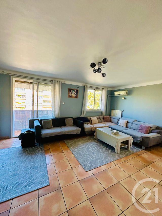 Appartement F3 à vendre - 3 pièces - 64,51 m2 - Le Cannet - 06 - PROVENCE-ALPES-COTE-D-AZUR