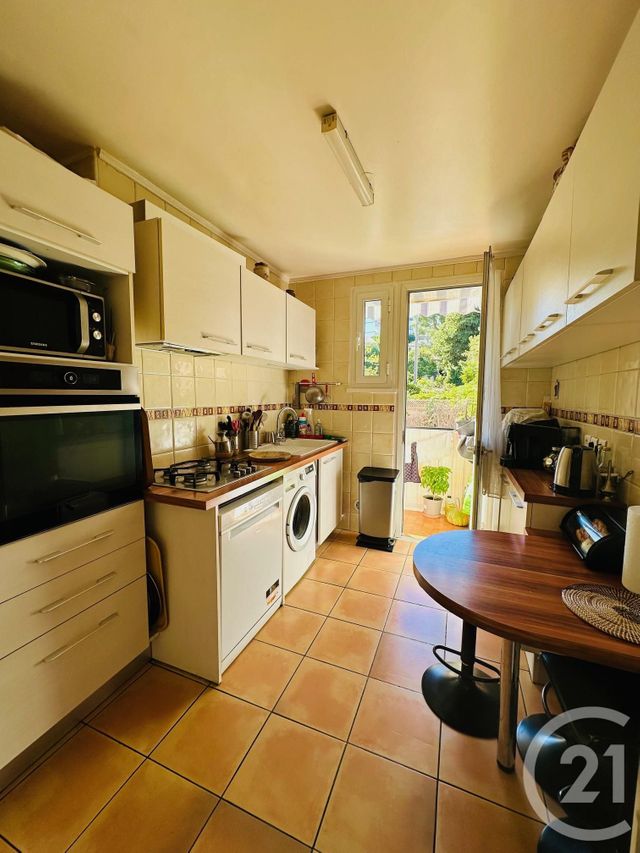 Appartement F3 à vendre - 3 pièces - 64,51 m2 - Le Cannet - 06 - PROVENCE-ALPES-COTE-D-AZUR