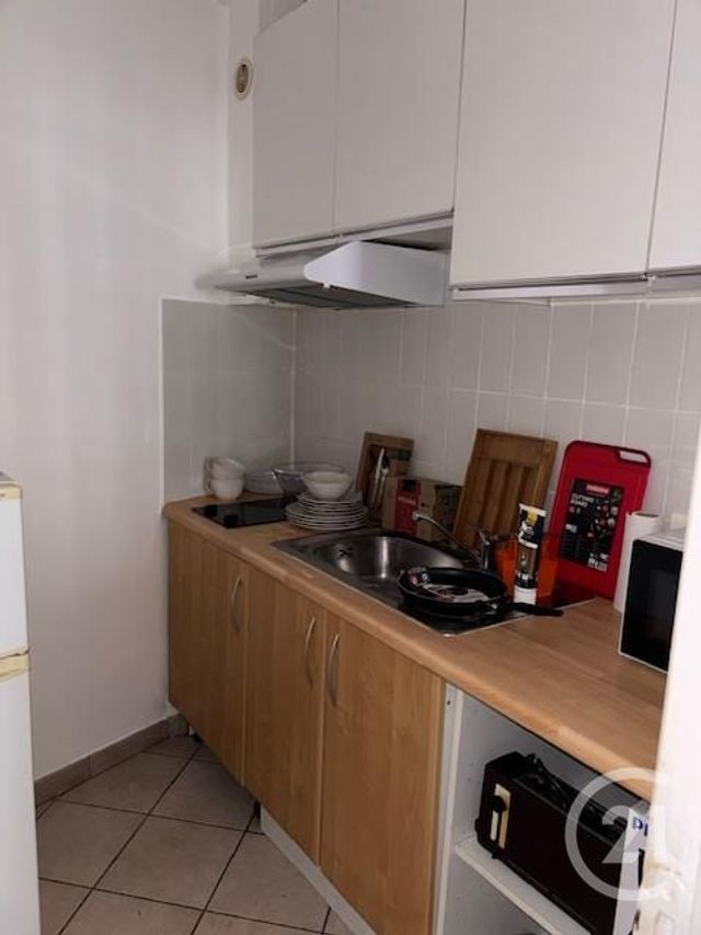 Appartement F1 &agrave; louer - 1 pi&egrave;ce - 31 m2 - Le Cannet - 06 - PROVENCE-ALPES-COTE-D-AZUR