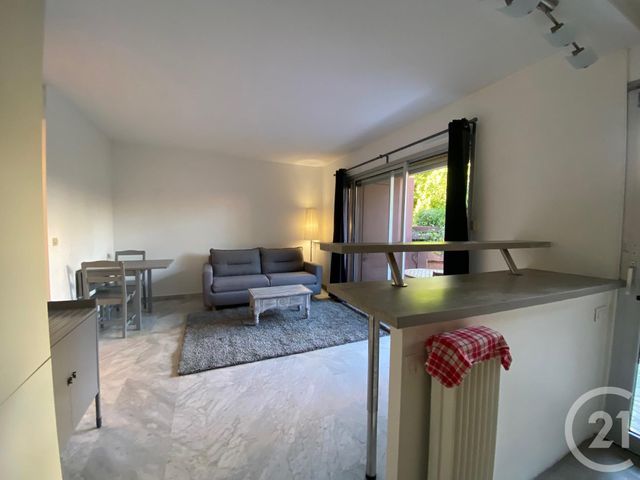 Appartement F2 &agrave; louer - 2 pi&egrave;ces - 36,19 m2 - Le Cannet - 06 - PROVENCE-ALPES-COTE-D-AZUR