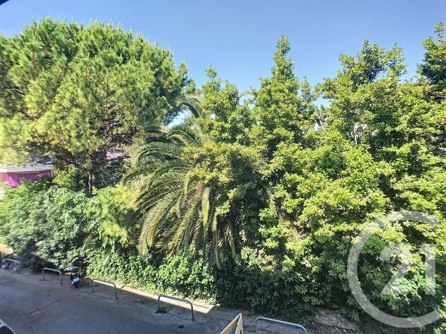 Appartement T2 &agrave; louer - 2 pi&egrave;ces - 47,21 m2 - Le Cannet - 06 - PROVENCE-ALPES-COTE-D-AZUR