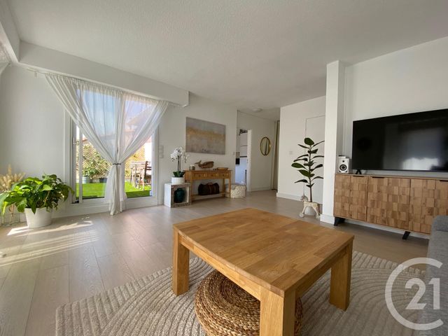 Appartement &agrave; vendre - 2 pi&egrave;ces - 54,20 m2 - Le Cannet - 06 - PROVENCE-ALPES-COTE-D-AZUR