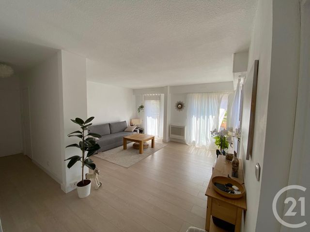 Appartement &agrave; vendre - 2 pi&egrave;ces - 54,20 m2 - Le Cannet - 06 - PROVENCE-ALPES-COTE-D-AZUR