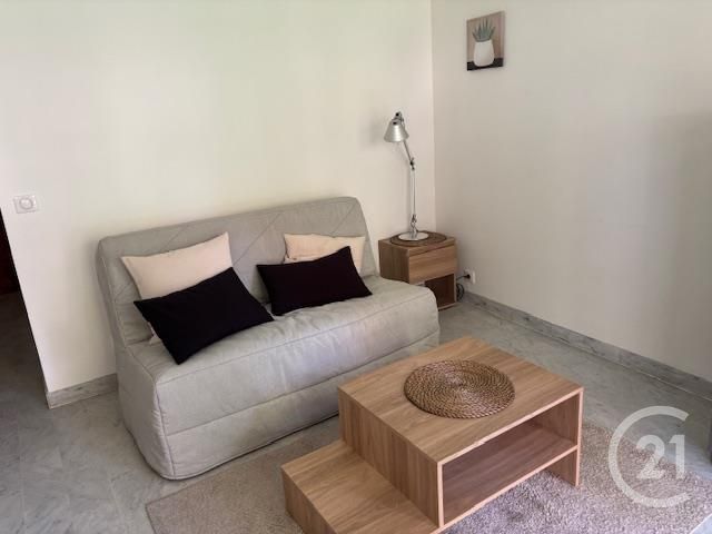 Appartement F1 &agrave; louer - 1 pi&egrave;ce - 20,88 m2 - Le Cannet - 06 - PROVENCE-ALPES-COTE-D-AZUR