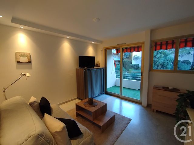 Appartement F1 &agrave; louer - 1 pi&egrave;ce - 20,88 m2 - Le Cannet - 06 - PROVENCE-ALPES-COTE-D-AZUR