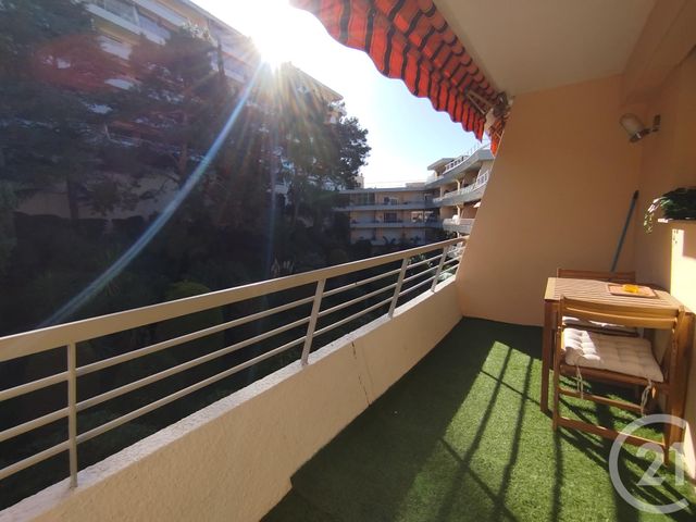 Appartement F1 &agrave; louer - 1 pi&egrave;ce - 20,88 m2 - Le Cannet - 06 - PROVENCE-ALPES-COTE-D-AZUR